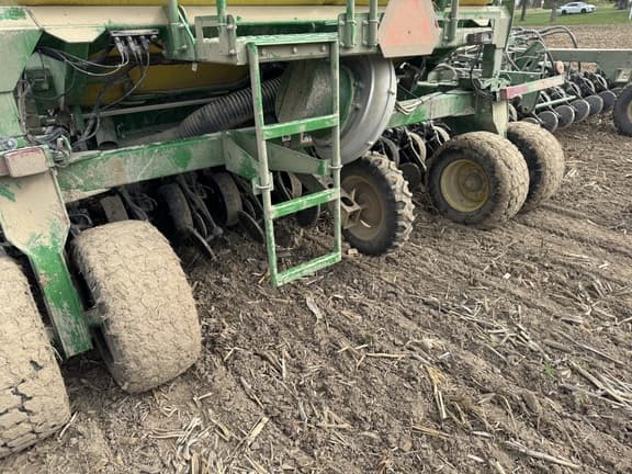 Image of John Deere 1990 equipment image 3