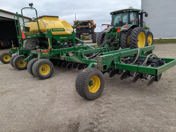 Image of John Deere 1990 equipment image 2