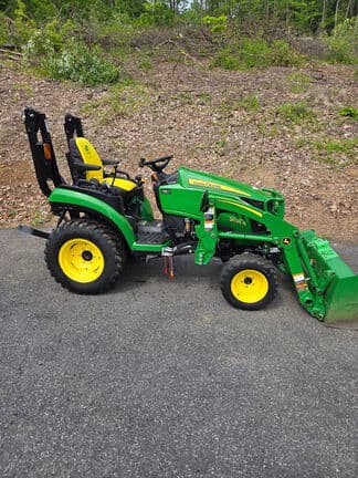 Main image John Deere 2025R