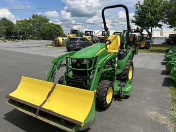Main image John Deere 2025R