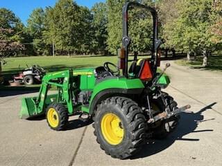 Image of John Deere 2038R equipment image 3