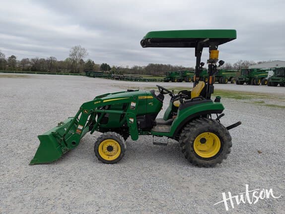 Image of John Deere 2038R equipment image 4