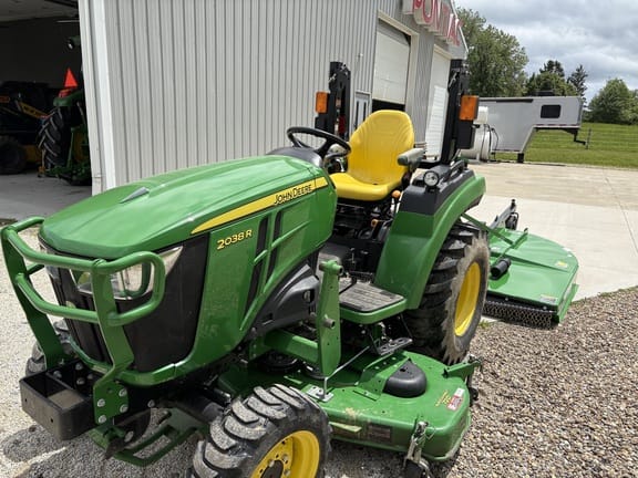 2019 John Deere 2038R Equipment Image0