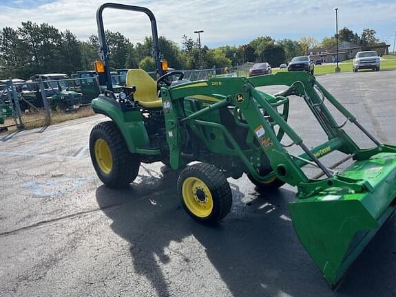 Image of John Deere 2038R equipment image 4