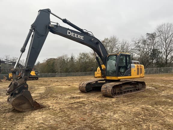 Image of John Deere 210G LC Primary image