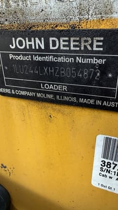 Image of John Deere 244L equipment image 4