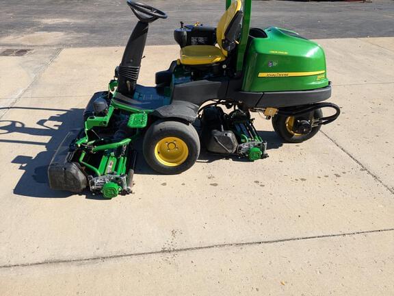 Image of John Deere 2500B equipment image 1