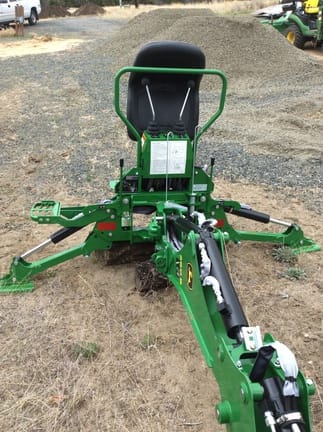 2019 John Deere 260B Equipment Image0
