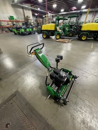 Image of John Deere 260SL equipment image 2