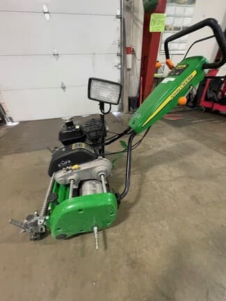 Image of John Deere 260SL Primary image