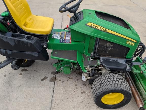 Image of John Deere 2653B equipment image 3