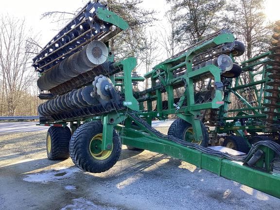 Image of John Deere 2680H equipment image 1