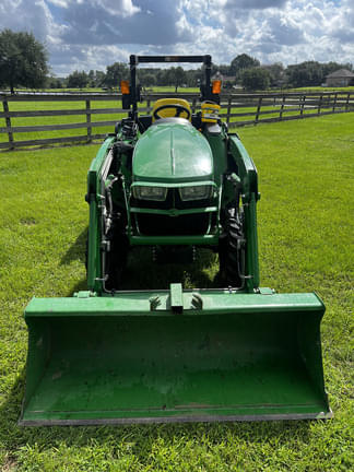 Image of John Deere 3038E equipment image 2
