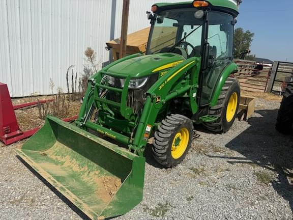 Image of John Deere 3039R equipment image 1