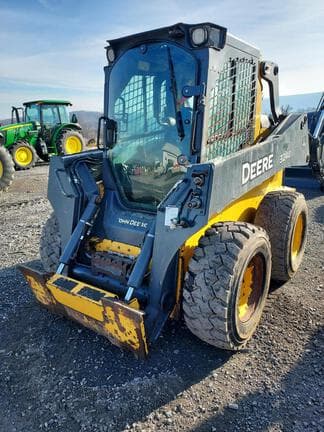 Image of John Deere 324G equipment image 1