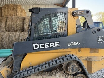 2019 John Deere 325G Equipment Image0