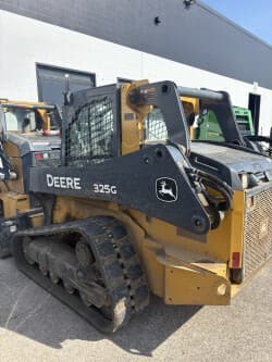 Image of John Deere 325G equipment image 2