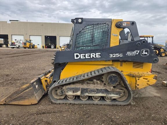 Image of John Deere 325G equipment image 4