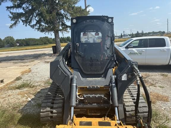 Image of John Deere 333G equipment image 1