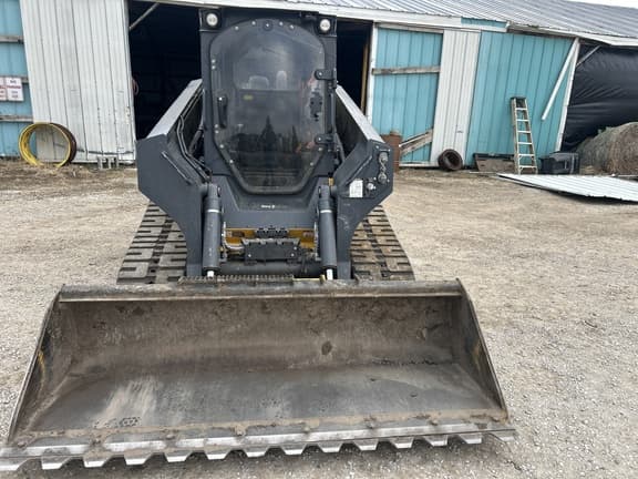 Image of John Deere 333G equipment image 2