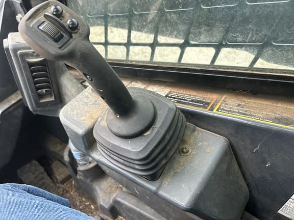 Image of John Deere 333G equipment image 3