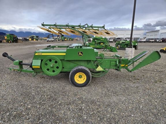 Image of John Deere 348 equipment image 1