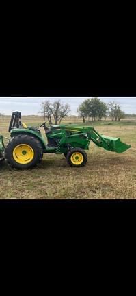 Image of John Deere 4044M equipment image 3