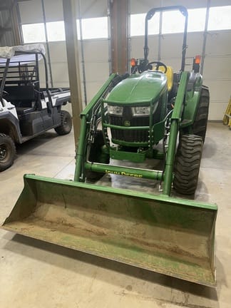 2019 John Deere 4052M Equipment Image0