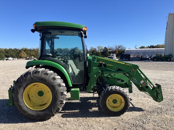 Image of John Deere 4066R equipment image 2