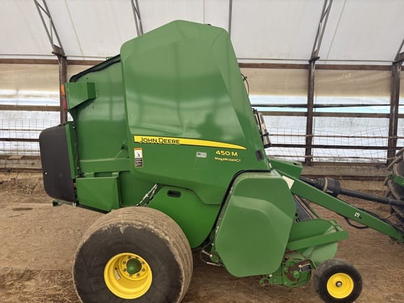 2019 John Deere 450M Equipment Image0