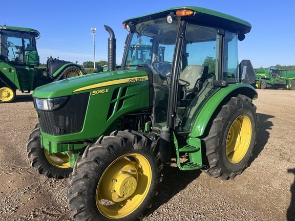 2019 John Deere 5055E Equipment Image0