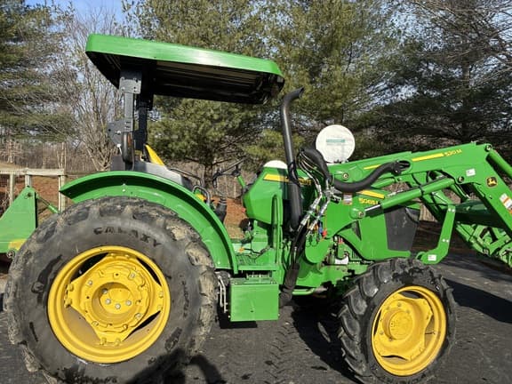 Image of John Deere 5065E Image 0