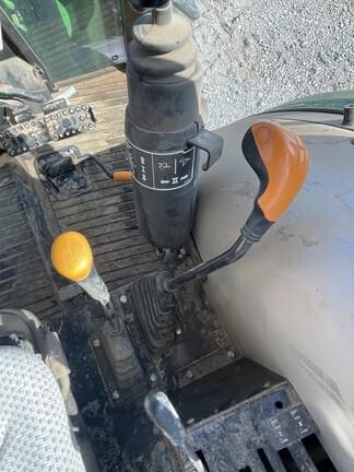 Image of John Deere 5075E equipment image 1