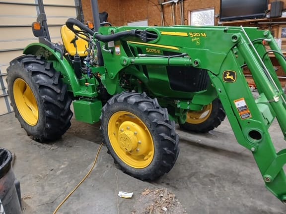 2019 John Deere 5075E Equipment Image0