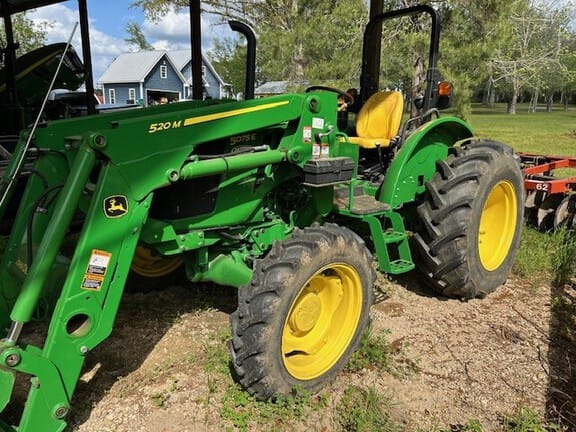 2019 John Deere 5075E Equipment Image0