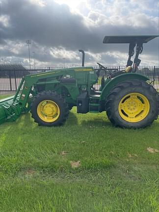 Image of John Deere 5090E Primary image