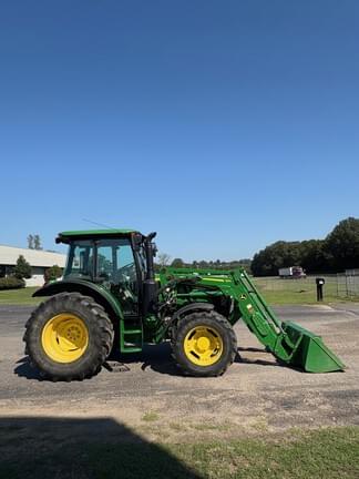 Image of John Deere 5090M equipment image 4