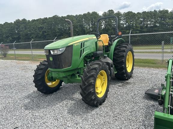 Image of John Deere 5100E equipment image 2