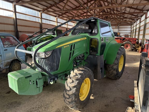 2019 John Deere 5125ML Equipment Image0