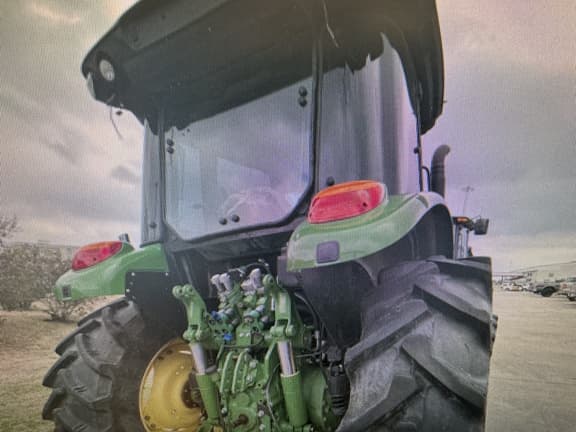 Image of John Deere 5125R equipment image 2