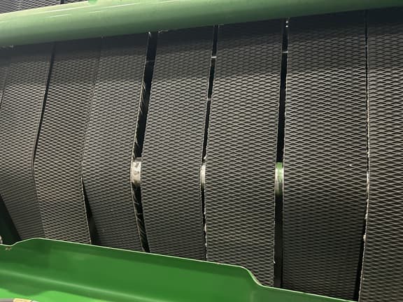 Image of John Deere 560M equipment image 4