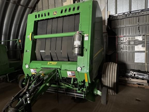 Image of John Deere 560M equipment image 4