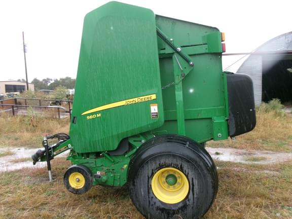 Image of John Deere 560M equipment image 3