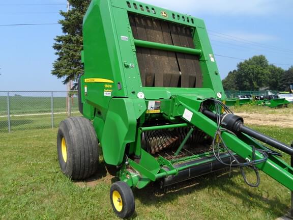 Image of John Deere 560M equipment image 1