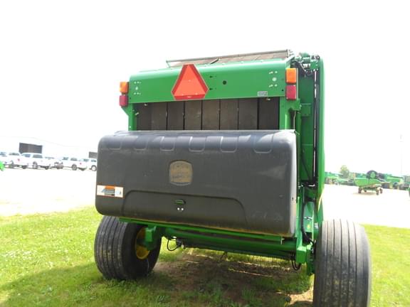 Image of John Deere 560M equipment image 3