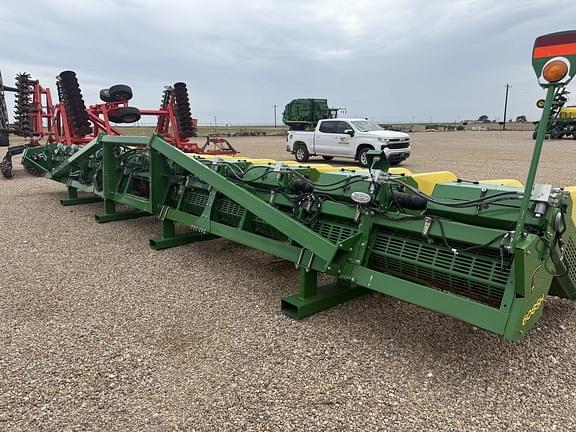 Image of John Deere 608SH equipment image 4