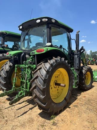 Image of John Deere 6120R equipment image 2