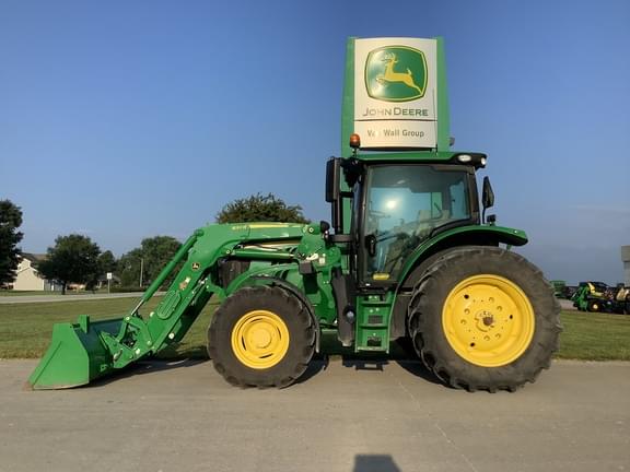 Image of John Deere 6130R equipment image 1