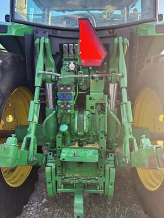 Image of John Deere 6145R equipment image 4
