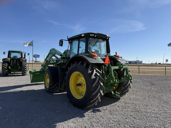 Image of John Deere 6155M equipment image 2